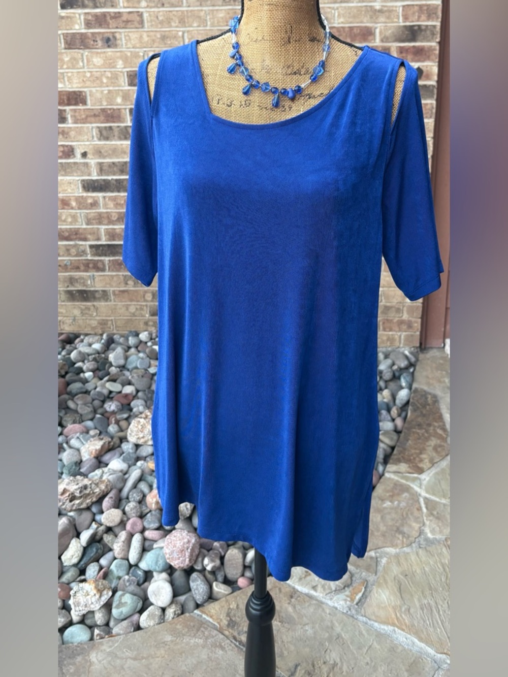 Chico’s Travelers Split Shoulder 
Sapphire Blue Tunic Top Size 2 = Large